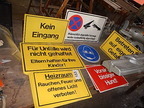 Div. Hinweisschilder ca. 18 Stk. Div. Hinweisschilder ca. 18 Stk.