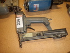 Senco Druckluft-Nagler Modell SL S 20 Senco Druckluft-Nagler Modell SL S 20