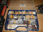 Box mit Abdeckkappen in Kunststoff Box mit Abdeckkappen in Kunststoff