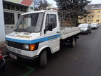Mercedes Benz 208 D-30 Pritschenwagen , noch angemeldet - siehe beiliegenden Prüfbericht,Pritsche ca. 300x200 cm , 1.Besitz , Diesel, Original KM Stand ca. 144852 ( kann sich leicht ändern - Fahrzeug wird noch verwendet). Beilage: Typenschein-Prüfbericht Mercedes Benz 208 D-30 Pritschenwagen , noch angemeldet - siehe beiliegenden Prüfbericht,Pritsche ca. 300x200 cm , 1.Besitz , Diesel, Original KM Stand ca. 144852 ( kann sich leicht ändern - Fahrzeug wird noch verwendet). Beilage: Typenschein-Prüfbericht