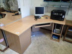 Schreibtisch ca. 170x145 cm gewinkelt Schreibtisch ca. 170x145 cm gewinkelt