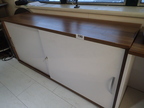 Aktenschrank mit Schiebetüre, 2 Ordnerhöhen ca. B 160 x T 43 x H 74 cm Aktenschrank mit Schiebetüre, 2 Ordnerhöhen ca. B 160 x T 43 x H 74 cm