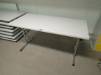 ca. 2 Stk. Klapptische, Unterbau Chrom, Platte hellgrau ca. L 140 x T 70 x H 72 cm ca. 2 Stk. Klapptische, Unterbau Chrom, Platte hellgrau ca. L 140 x T 70 x H 72 cm