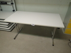 ca. 2 Stk. Klapptische, Unterbau Chrom, Platte hellgrau ca. L 140 x T 70 x H 72 cm ca. 2 Stk. Klapptische, Unterbau Chrom, Platte hellgrau ca. L 140 x T 70 x H 72 cm