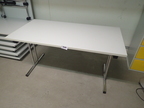 ca. 2 Stk. Klapptische, Unterbau Chrom, Platte hellgrau ca. L 140 x T 70 x H 72 cm ca. 2 Stk. Klapptische, Unterbau Chrom, Platte hellgrau ca. L 140 x T 70 x H 72 cm
