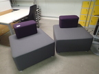 2 Stk. Steelcase Designer-Sitzsofas grau-lila ca. 85 x 85 x 75 cm 2 Stk. Steelcase Designer-Sitzsofas grau-lila ca. 85 x 85 x 75 cm