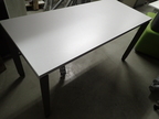 Steelcase Beistell-Seminartisch ca. 60 x 140 cm Steelcase Beistell-Seminartisch ca. 60 x 140 cm