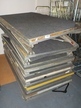 ca. 10 Bühnenelemente mit Teppich ca. 2 m x 1 m mit Scherenbühnensystem ca. 10 Bühnenelemente mit Teppich ca. 2 m x 1 m mit Scherenbühnensystem