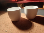 2 Kisten mit Blumentöpfen ca. 40 Stk. 2 Kisten mit Blumentöpfen ca. 40 Stk.