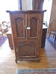 Historisierendes TV-Möbel, 50erjahre, Nuss furniert, Furnierbild ca. 143x77,5x65cm Historisierendes TV-Möbel, 50erjahre, Nuss furniert, Furnierbild ca. 143x77,5x65cm