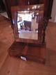 Spiegelkommodenaufsatz, um 1870 Spiegelkommodenaufsatz, um 1870