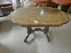 Salontisch, um 1880 Gründerzeit, ca. 113x68x77cm Salontisch, um 1880 Gründerzeit, ca. 113x68x77cm