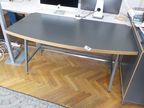 Designer Tisch, ca. 160x85x75cm, höhenverstellbar Designer Tisch, ca. 160x85x75cm, höhenverstellbar
