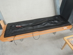 Massagebett mit Holzrahmen, viele Funktionen Massagebett mit Holzrahmen, viele Funktionen