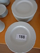 13teiliges Lilien Tellerset, DM 21cm und Tognana 13teiliges Lilien Tellerset, DM 21cm und Tognana