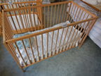 Gitterbett, ca. 123x65x79cm Gitterbett, ca. 123x65x79cm