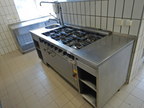 6flammiger Propangasherd, mit Wasserhahn-, Spülbecken, ca. 210x85x80cm 6flammiger Propangasherd, mit Wasserhahn-, Spülbecken, ca. 210x85x80cm