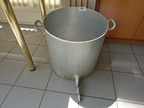 Kochtopf, DM ca. 50cm, Höhe ca. 48cm, mit Auslaufhahn Kochtopf, DM ca. 50cm, Höhe ca. 48cm, mit Auslaufhahn