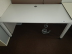 Schreibtisch ca. 160x80, weiß, Steelcase, ohne Rückwand Schreibtisch ca. 160x80, weiß, Steelcase, ohne Rückwand