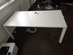 Schreibtisch ca. 160x80, weiß, Steelcase, ohne Rückwand Schreibtisch ca. 160x80, weiß, Steelcase, ohne Rückwand