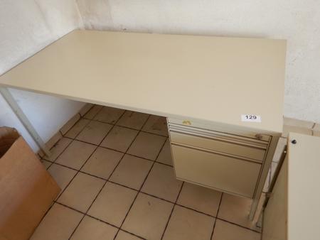 Werkstatt Schreibtisch Winkelkombination, mit Ladenelement, ca. 250x80/110cm Werkstatt Schreibtisch Winkelkombination, mit Ladenelement, ca. 250x80/110cm