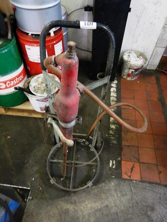 Öl Fass Pumpwagen mit Pumpe für 60 Liter Fass Öl Fass Pumpwagen mit Pumpe für 60 Liter Fass