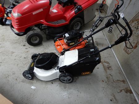 Alpina Elektro Rasenmäher mit Antrieb, 1800 Watt Alpina Elektro Rasenmäher mit Antrieb, 1800 Watt