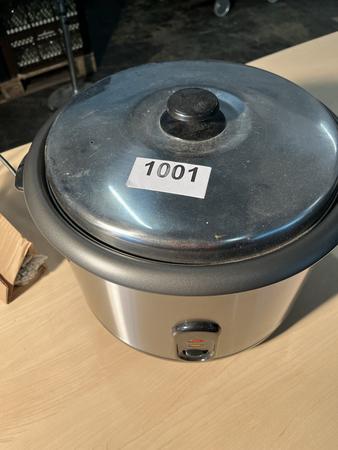 Reiskocher mit Deckel , fabriksneu , 4.2 Liter , www.gastroplus24.de Reiskocher mit Deckel , fabriksneu , 4.2 Liter , www.gastroplus24.de