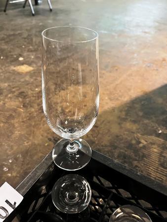 260 Stück BIERTULPEN inklusive der Racks 260 Stück BIERTULPEN inklusive der Racks