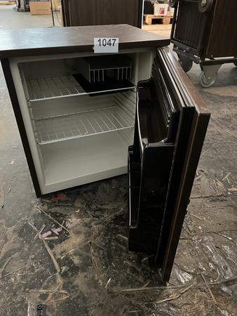 Minibar - Kühlschrank Fabr.Kreutzer , 230 V Minibar - Kühlschrank Fabr.Kreutzer , 230 V