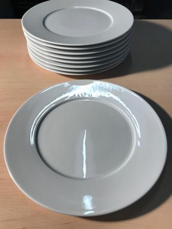 20 Stück Schönwald Porzellanteller 31 cm Durchmesser 20 Stück Schönwald Porzellanteller 31 cm Durchmesser