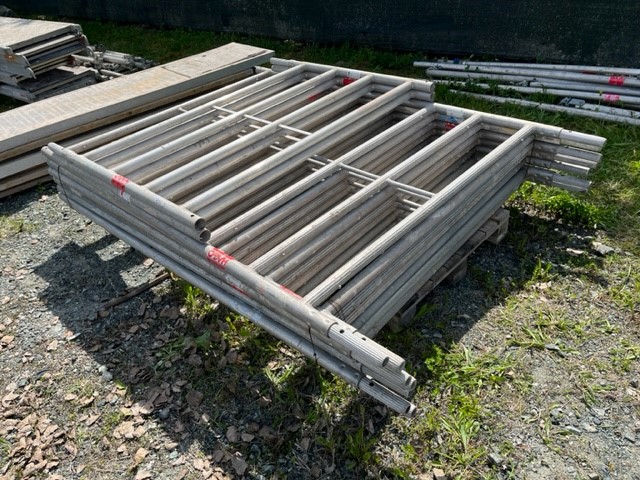 9 Stück HAGO Alu-Gerüstrahmen 7 Stk. 148x215 cm , 2 Stk. 117x215 cm