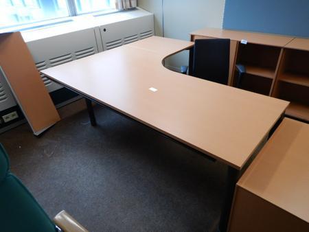 Schreibtisch Winkelkombination 180x220 cm
