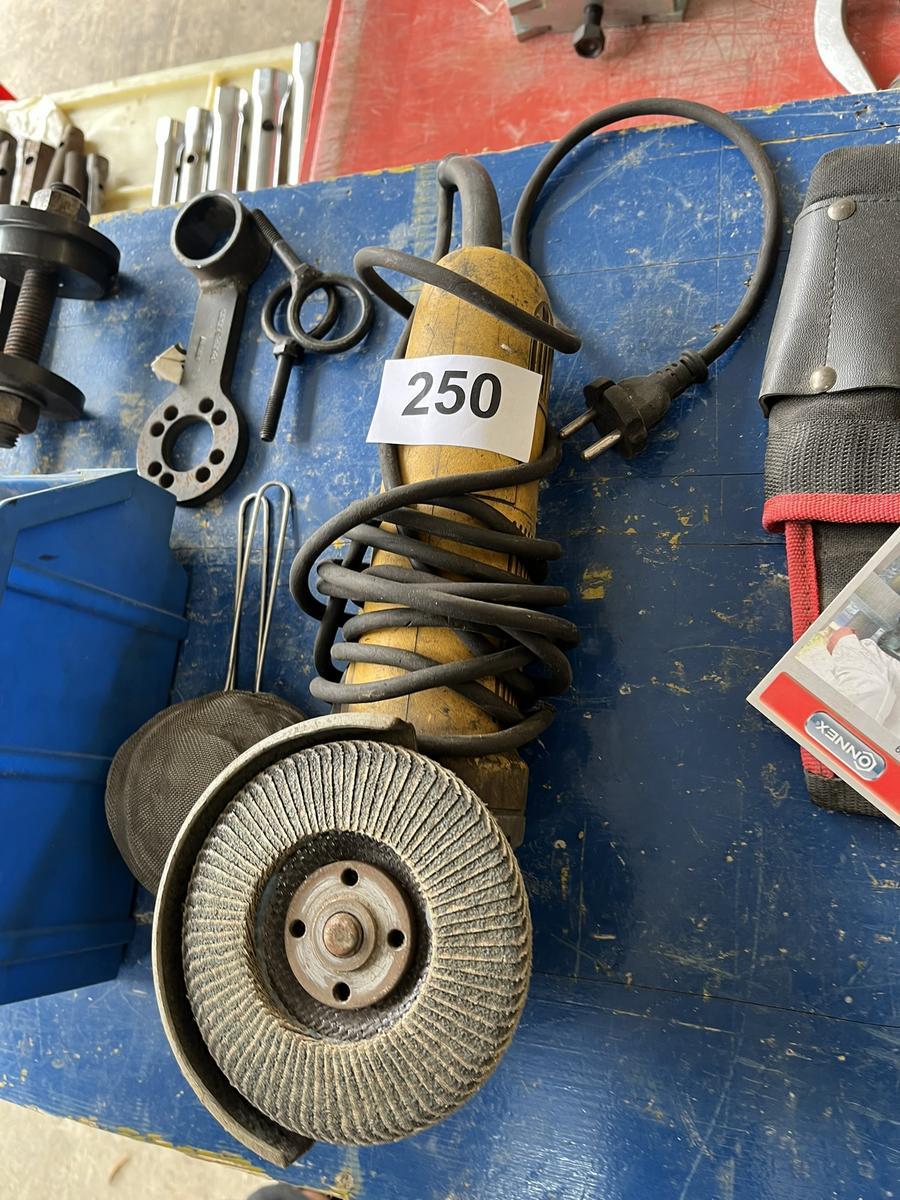 DeWalt Winkelschleifer?d=2025-05-11 03:22:45