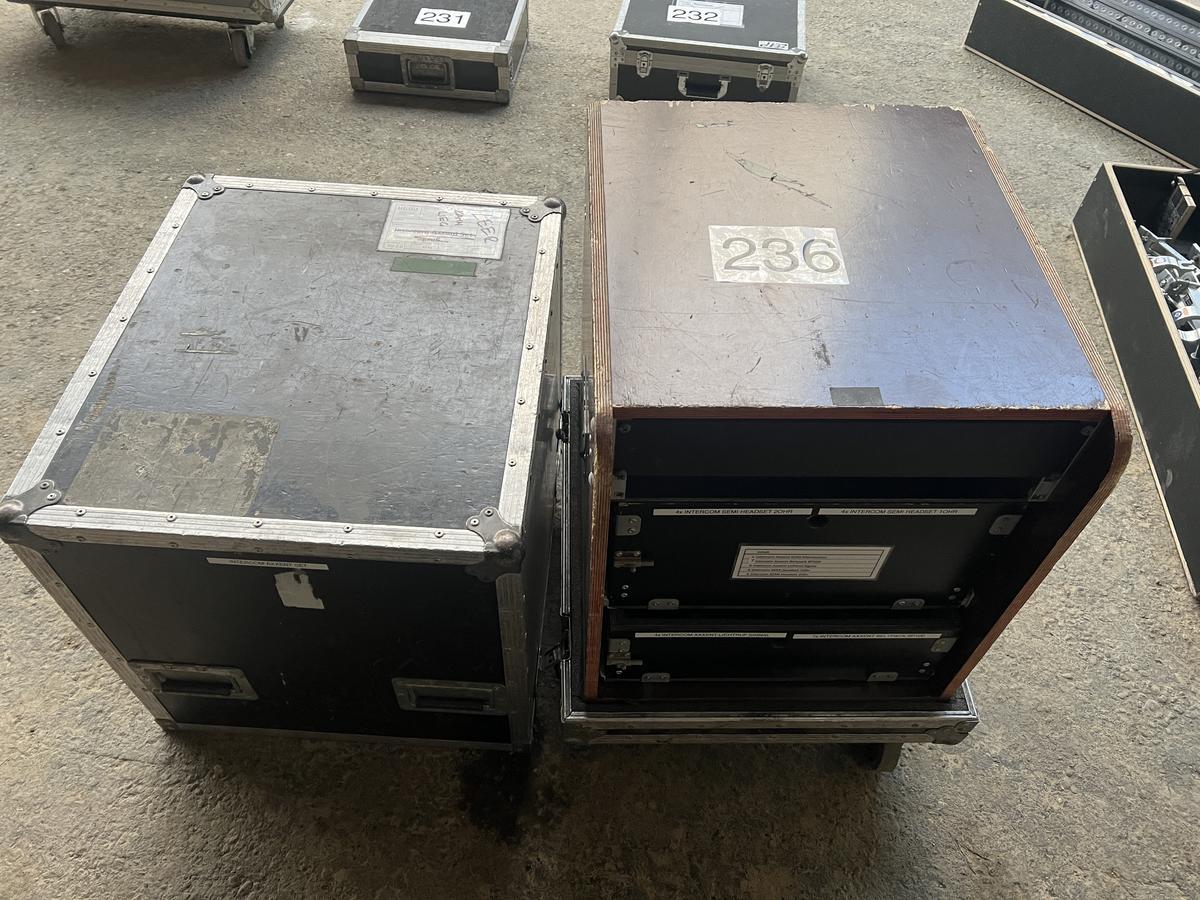 Schubladencase 19 Zoll für Intercom als Haubencase mit Rädern