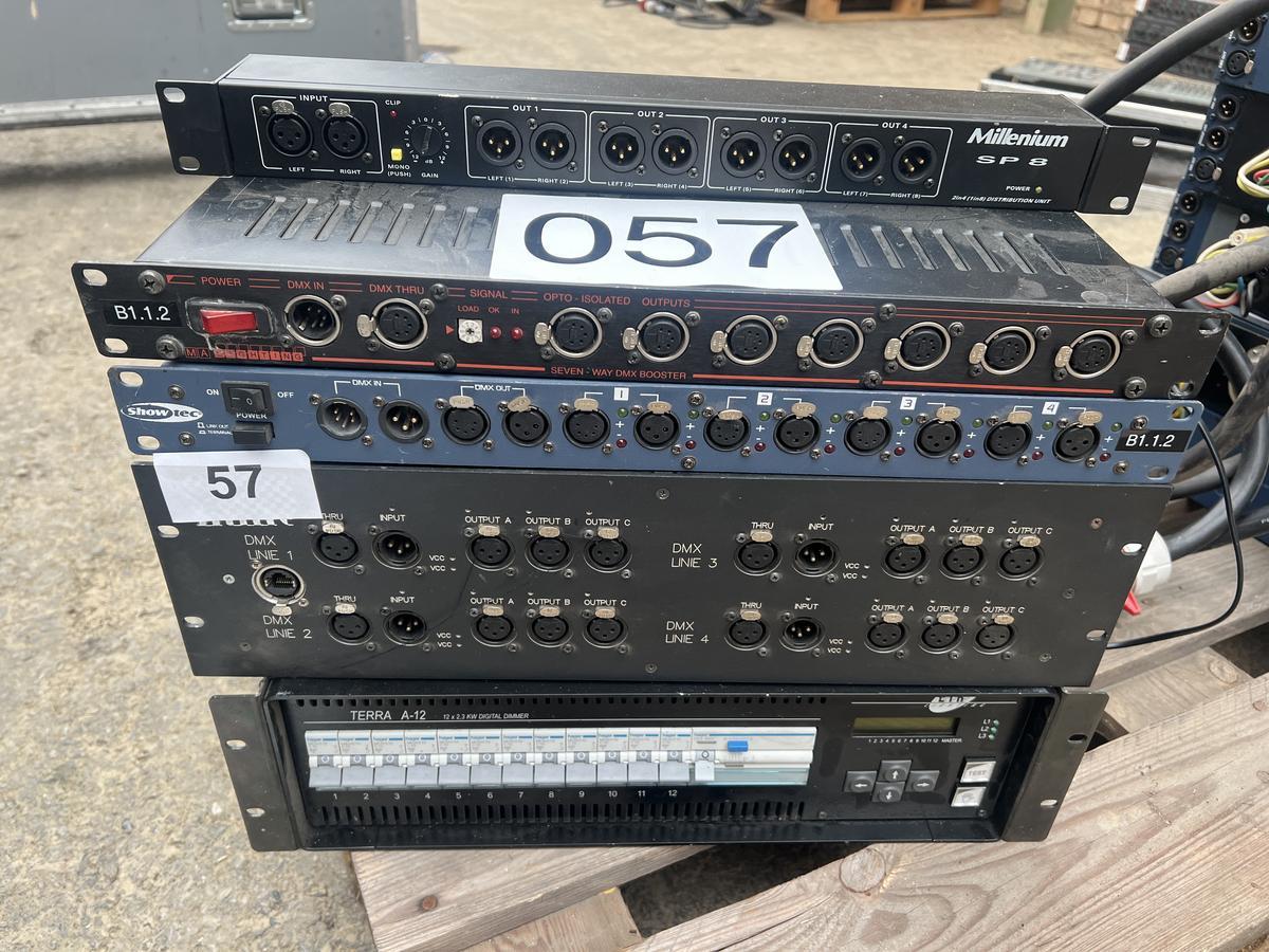 Set diverse DMX-splitters und ETR Terra A-12 Dimmer