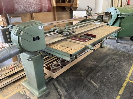 HÖFER Bandschleifmaschine Tisch ca. 2500/1000 mm, Vorführung möglich HÖFER Bandschleifmaschine Tisch ca. 2500/1000 mm, Vorführung möglich