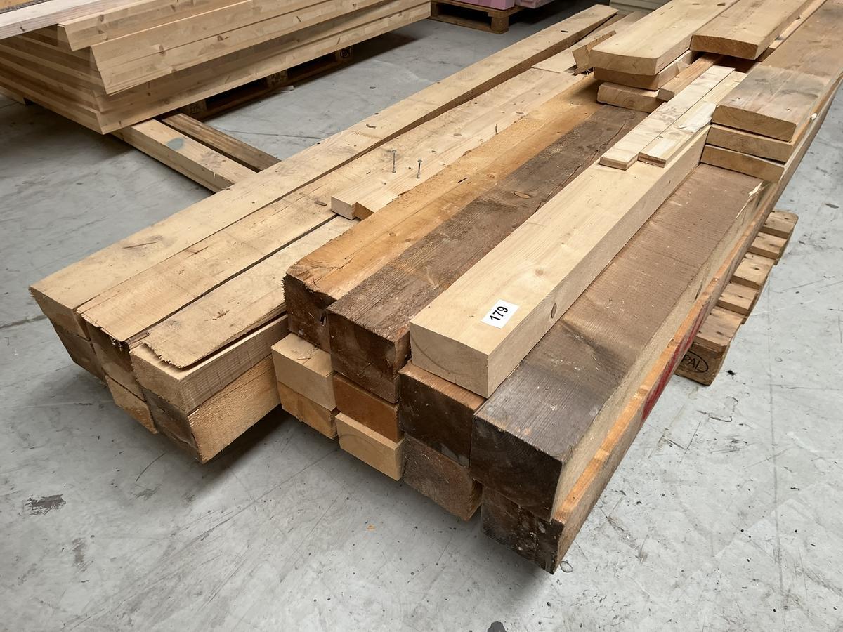 Posten Holzstaffel: 290/16/16 cm = 6 Stk. 4 Stk. 16/10/260?d=2025-05-13 08:33:01