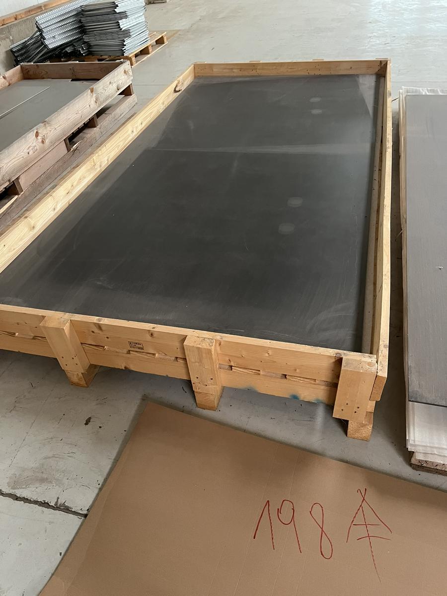 FIANDRE Fassadenplatten anthrazit 13 Stück 270/100 cm?d=2025-05-13 19:09:14