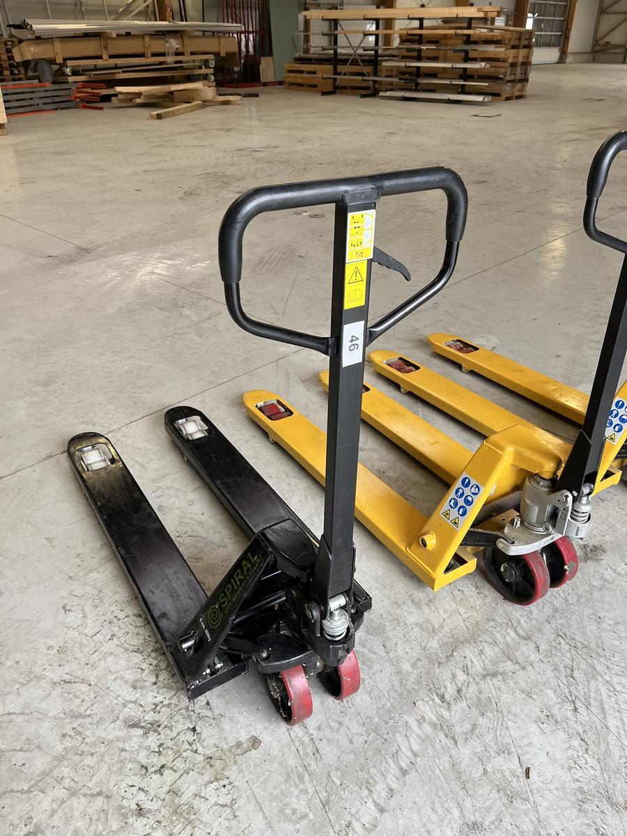 BERGIN Hubwagen 2500 kg Tragkraft , neuwertig?d=2025-05-13 16:06:50