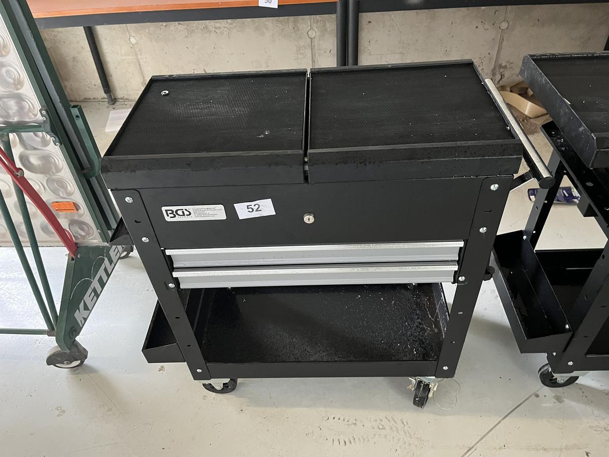Werkzeugwagen BDS in schwarz rollbar - Oberteil ausziehbar?d=2025-05-13 16:24:04