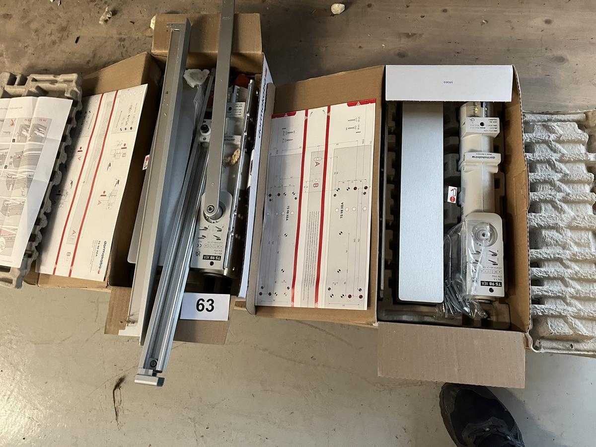 2 Stück Türschließer DORMAKABA TS 98 XEA?d=2025-05-13 15:43:47