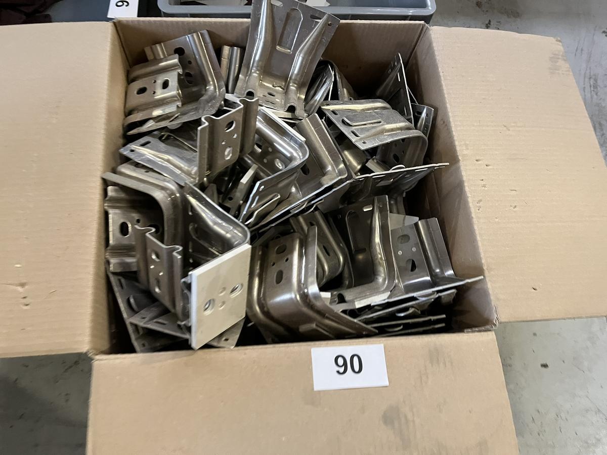 Posten SPIDI Fassadensystembügel?d=2025-05-13 18:22:36