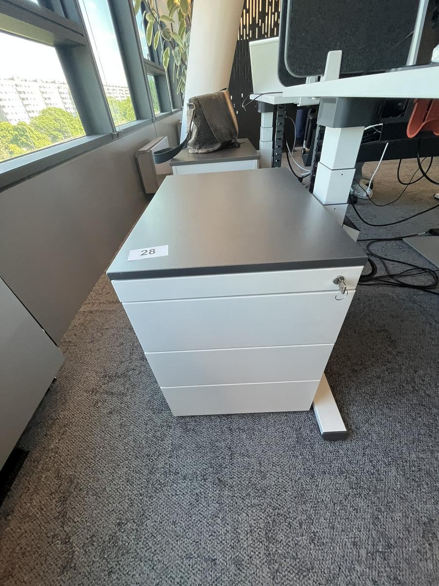 Rollcontainer mit Auszugsladen ca.43/60/53 cm Steelcase?d=2025-05-20 16:40:19