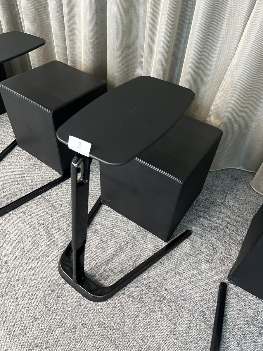 höhenverstellbarer Konferenz-,Beistelltisch ca.50/28 cm mit Hocker 40/40 cm?d=2025-05-20 17:07:11