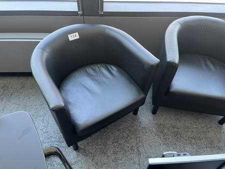 2 Stück Ledersofa schwarz 2 Stück Ledersofa schwarz