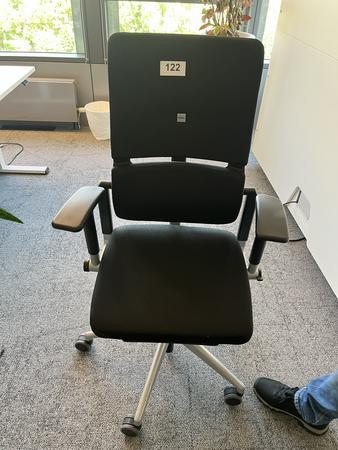 Steelcase Bürodrehstuhl anthrazit mit Armlehne höhenverstellbar Steelcase Bürodrehstuhl anthrazit mit Armlehne höhenverstellbar