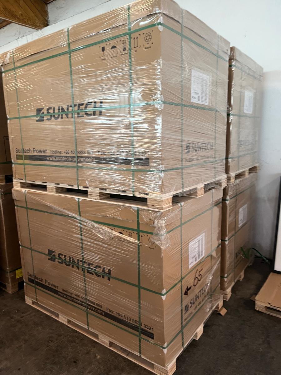 36 Stk. Solar Paneele, Typ Suntech 435W, ca. 15 kW (15.66 kW)?d=2025-05-21 00:43:03