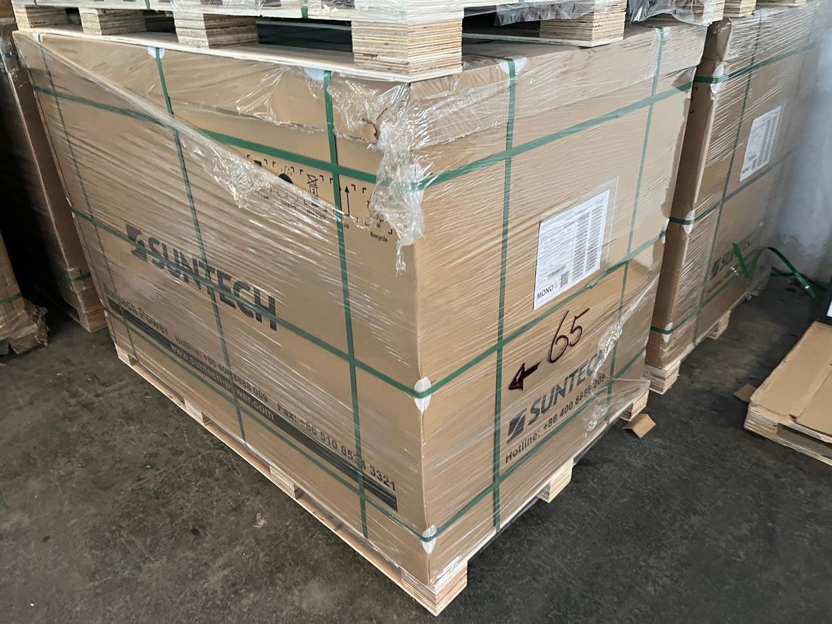 36 Stk. Solar Paneele, Typ Suntech 435W, ca. 15 kW (15.66 kW)?d=2025-05-21 00:11:36