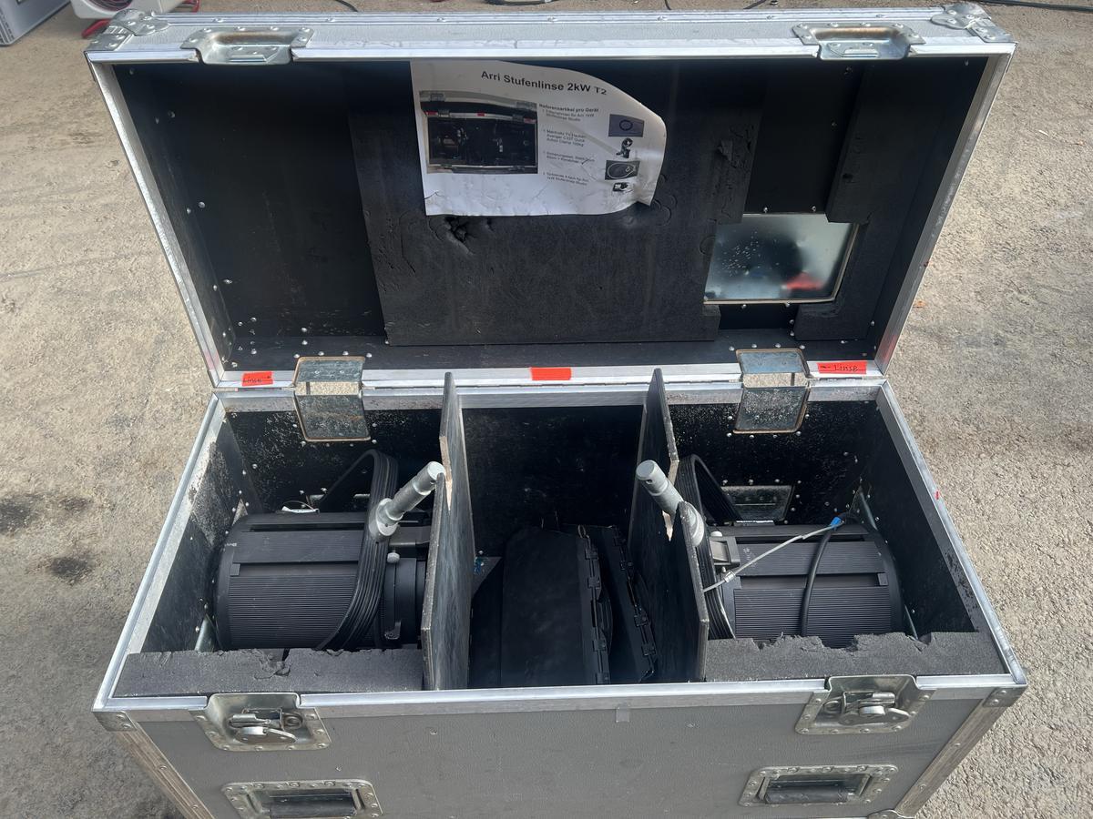 2x ARRI T2 black inc. case?d=2025-05-21 04:16:51